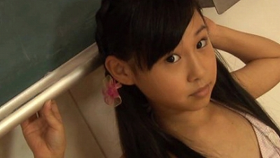 ジュニアアイドル　白木悠吏阿　動画キャプチャー